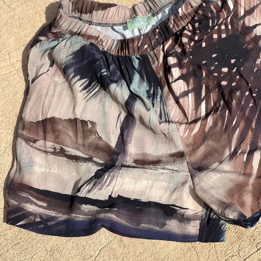 SHAKY PALM SHORTS