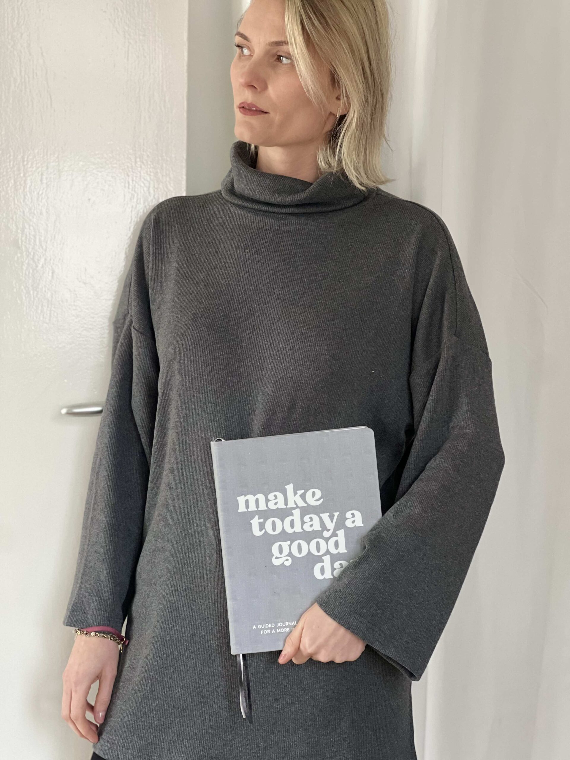 BONNIE ROLL NECK - Image 2